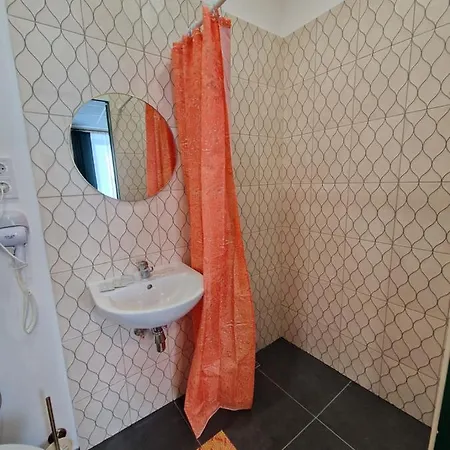 With Free Parking Apart Otel